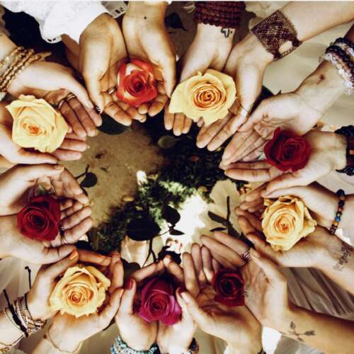 Ženski krogi: Prostor za empatijo, moč in preobrazbo